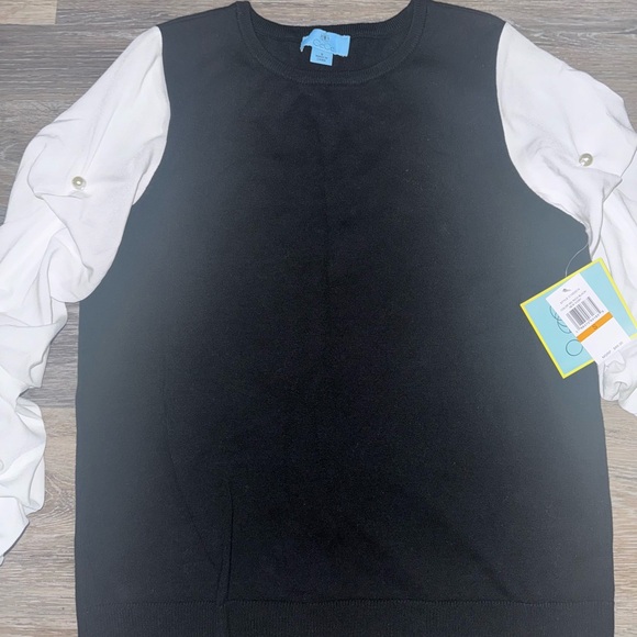 CeCe Black Top with White Puff Sleeves with Pearl Accents- Size Small - Picture 3 of 9